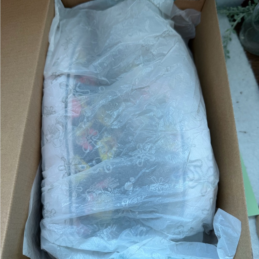 Vans ComfyCush SpongeBob Sneakers - Black and Yellow. New with box. - Picture 10 of 11